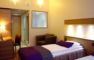 Отель Samantta Hotel & Restaurant Хаукипудас Улучшенный двухместный номер с 1 кроватью или 2 отдельными кроватями-7